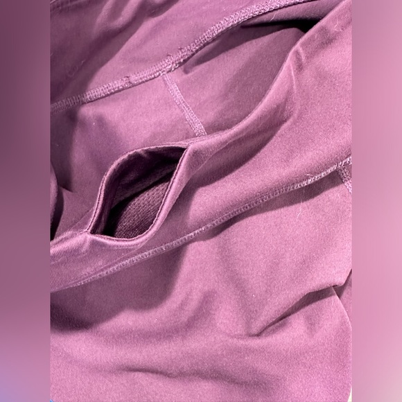 Fabletics Anywhere Motion365® High-Waisted Legging Plum / BURGUNDY - Picture 5 of 7